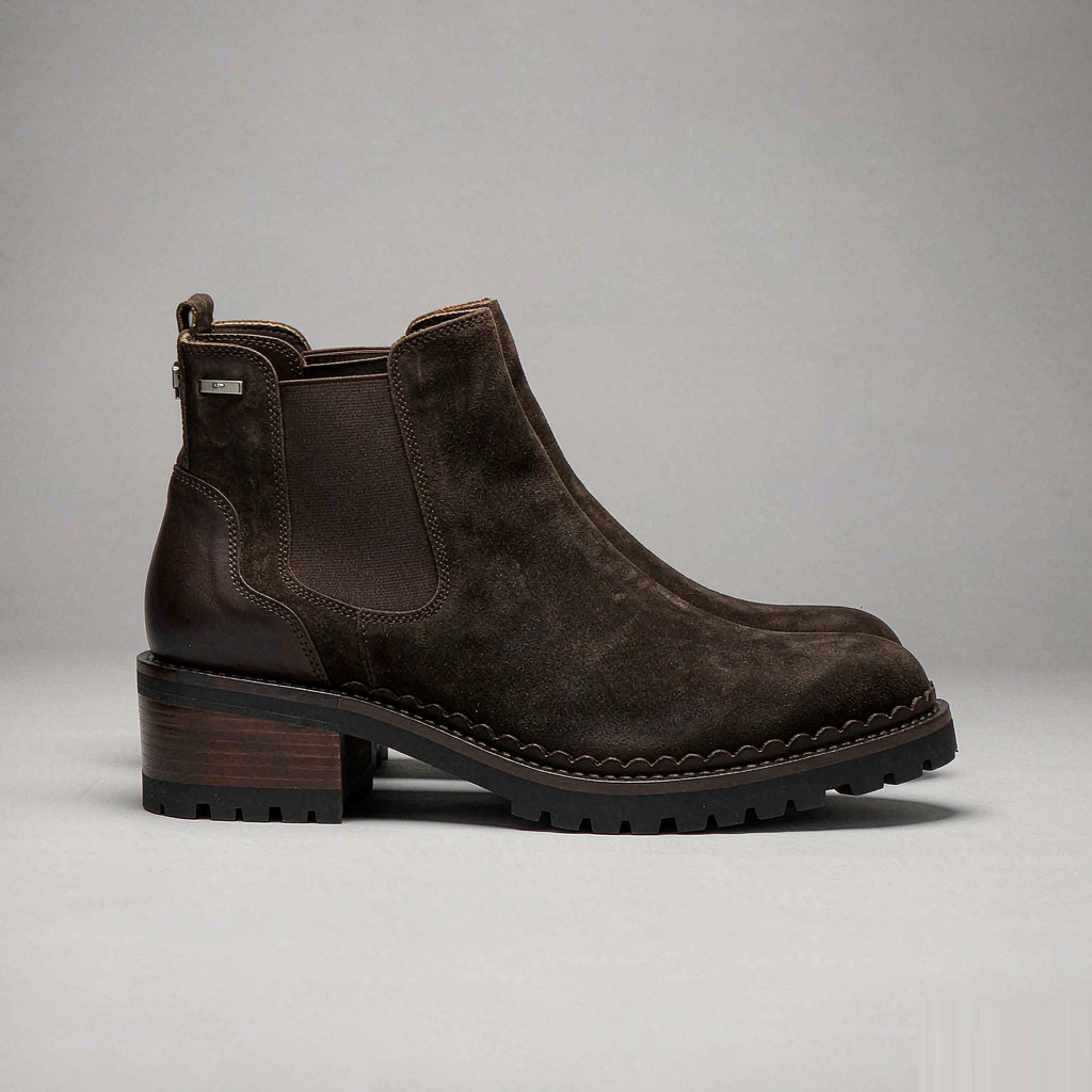 Chelsea Boots